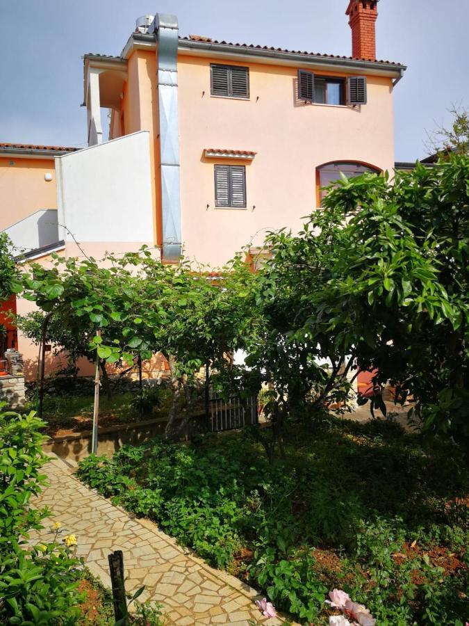 Apartment Dalmatini Tar-Vabriga Dış mekan fotoğraf