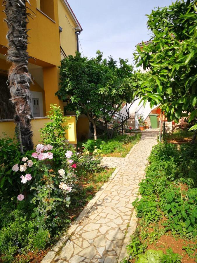 Apartment Dalmatini Tar-Vabriga Dış mekan fotoğraf